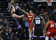 关于双雄激战：球队实力碰撞产生巨大火花的信息